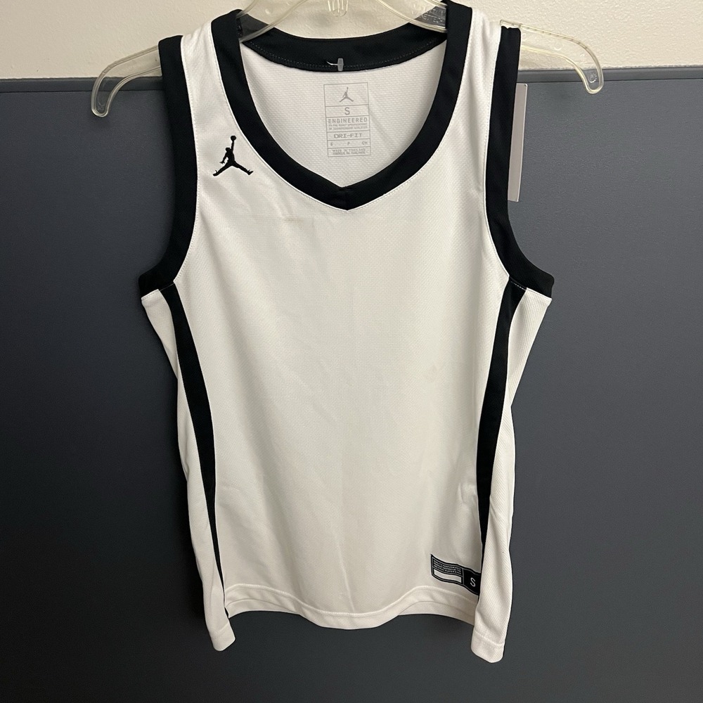 Nike‎ Jordan Jersey Women Small Jumpman Basketball White Tank Top NWT AT0540-106